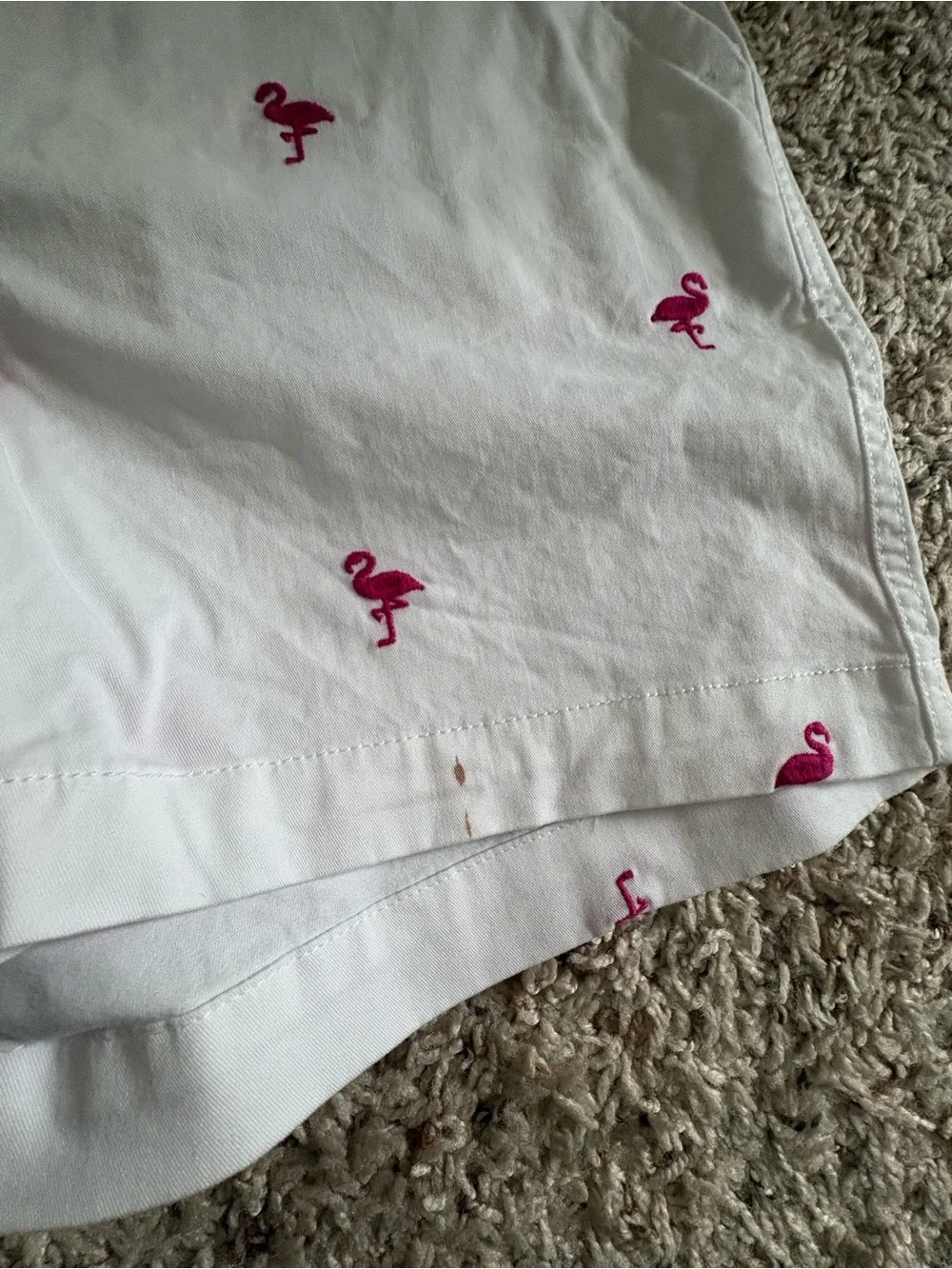 Crown & Ivy white shorts with pink flamingo print, size 4. - Picture 2 of 5